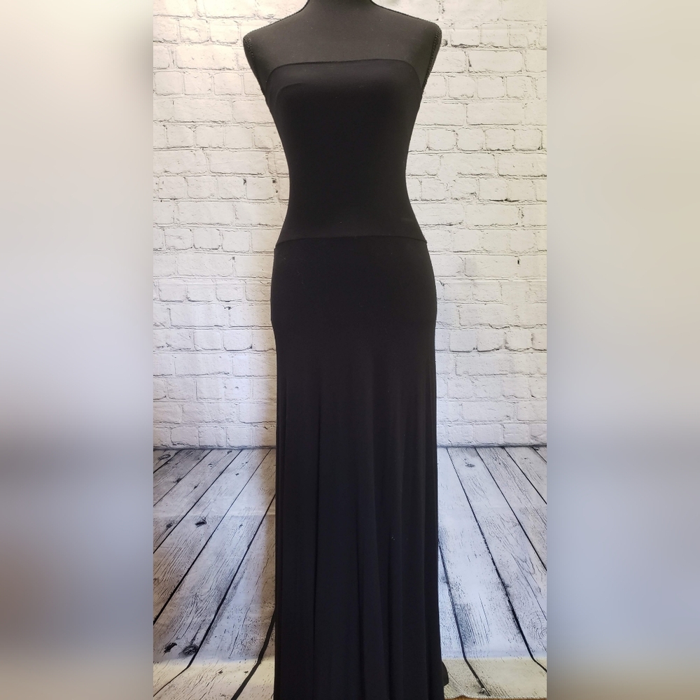 Elegant Black 2-in-1 Dress Transitions Seamlessly Into A Maxi Skirt